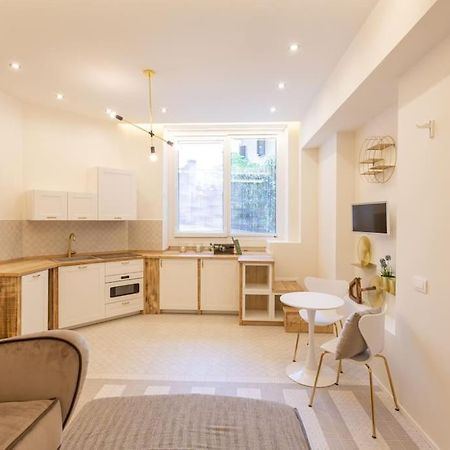 דירות מילאנו 5Fo6 Navigli - Duomo - Boho - Minimal מראה חיצוני תמונה